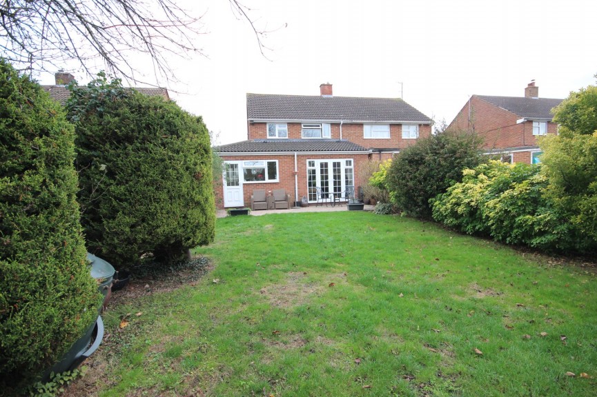 3 bedroom House for Sale Barton-le-Clay, Bedfordshire