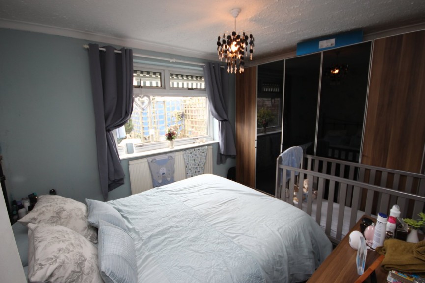 2 bedroom House for Sale Barton-le-Clay, Bedfordshire