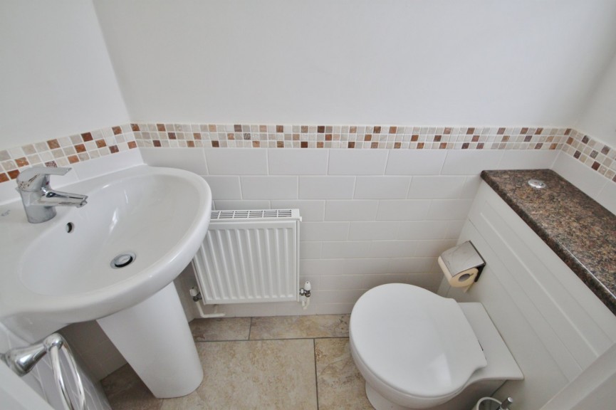 3 bedroom House for Letting Chapel Way, Henlow, Bedfordshire