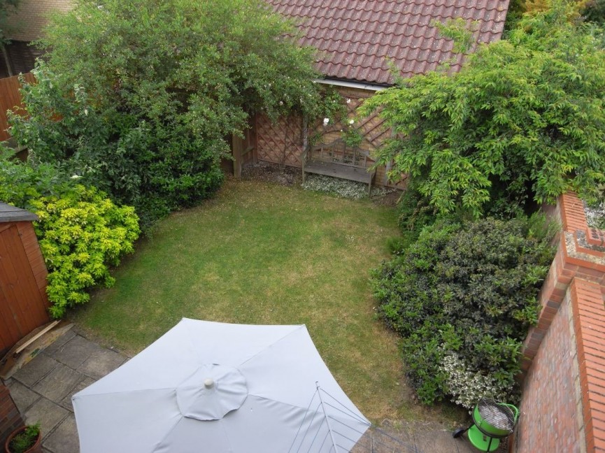 3 bedroom House for Letting Chapel Way, Henlow, Bedfordshire