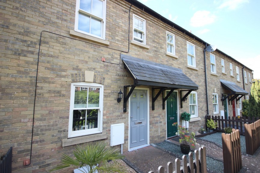 2 bedroom House for Sale Barton-le-Clay, Bedfordshire