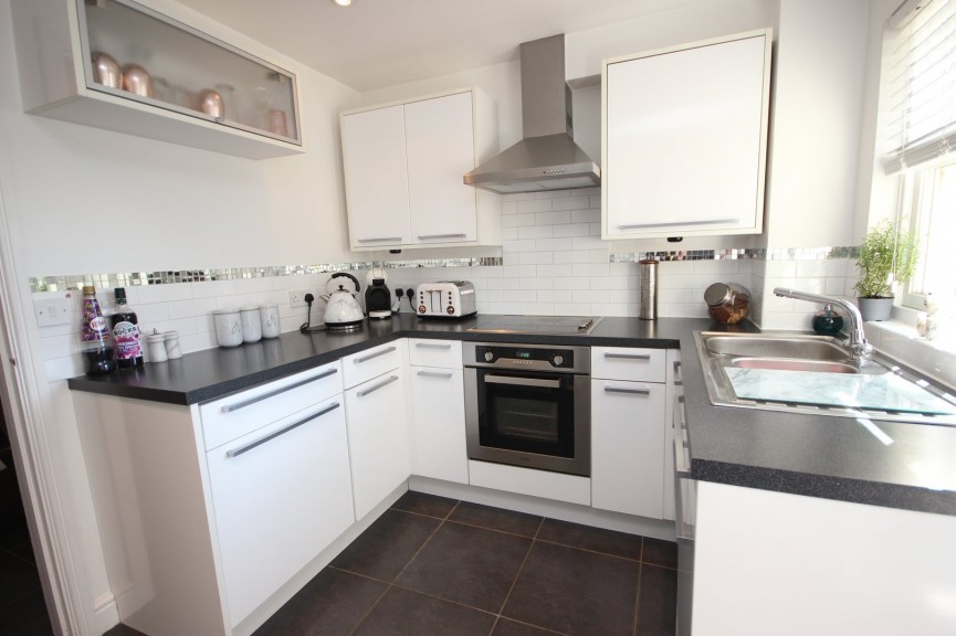 2 bedroom House for Sale Barton-le-Clay, Bedfordshire