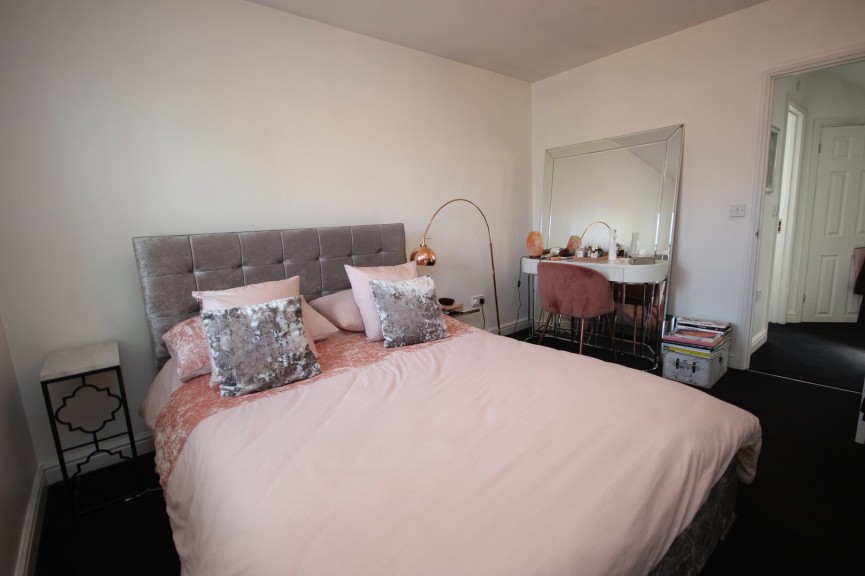 2 bedroom House for Sale Barton-le-Clay, Bedfordshire