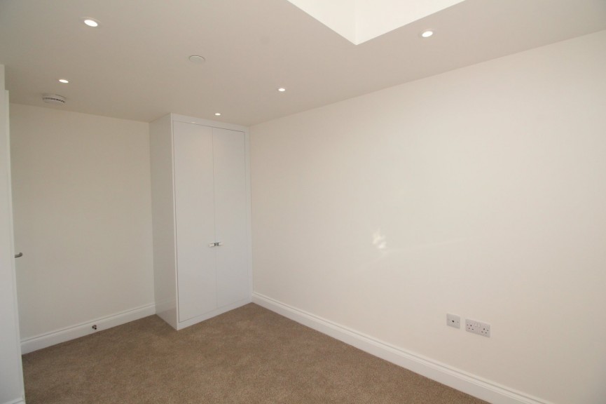 1 bedroom Flat for Letting Old Park Road, Hitchin, Hertfordshire