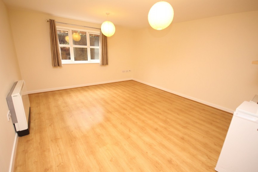 1 bedroom Flat for Letting Birds Hill, Letchworth Garden City, Hertfordshire
