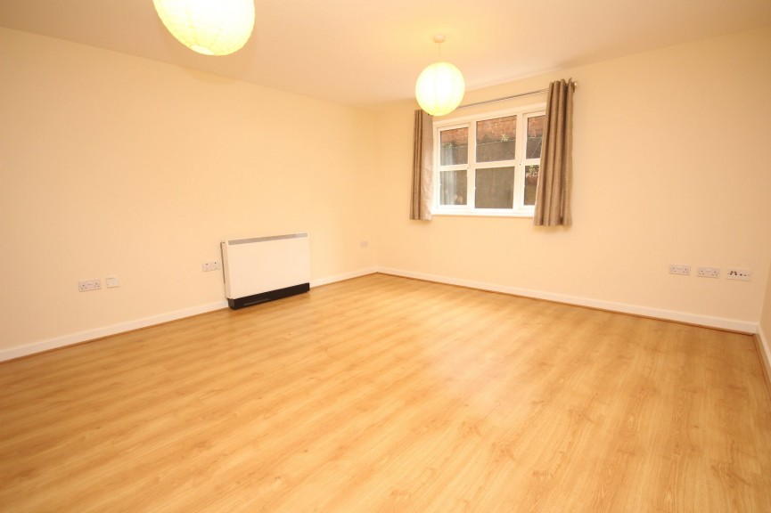 1 bedroom Flat for Letting Birds Hill, Letchworth Garden City, Hertfordshire