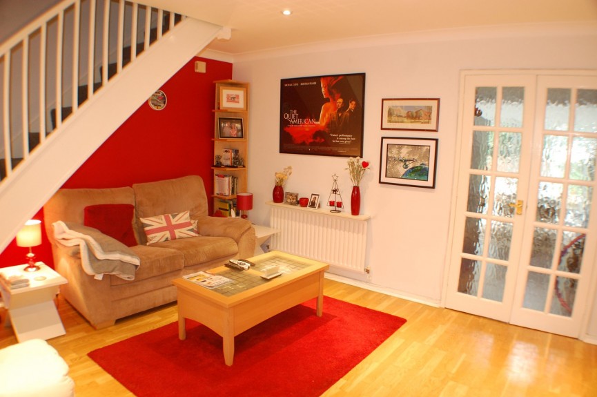 2 bedroom House for Sale Woolmer Green, Knebworth, Hertfordshire