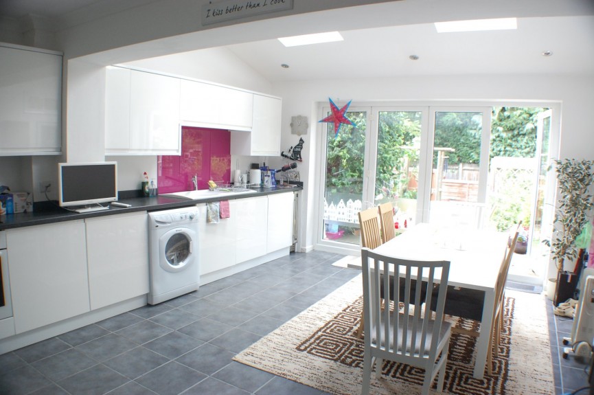 2 bedroom House for Sale Woolmer Green, Knebworth, Hertfordshire