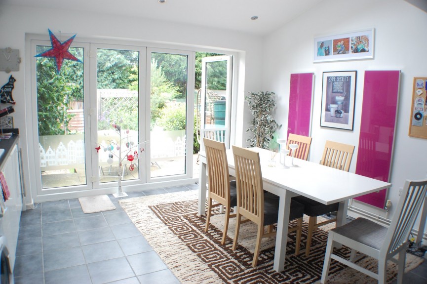 2 bedroom House for Sale Woolmer Green, Knebworth, Hertfordshire