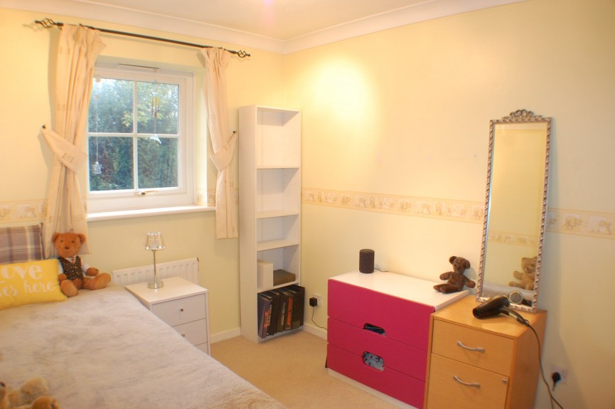 2 bedroom House for Sale Woolmer Green, Knebworth, Hertfordshire