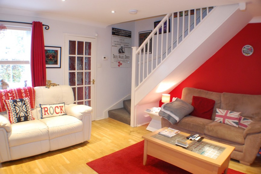 2 bedroom House for Sale Woolmer Green, Knebworth, Hertfordshire