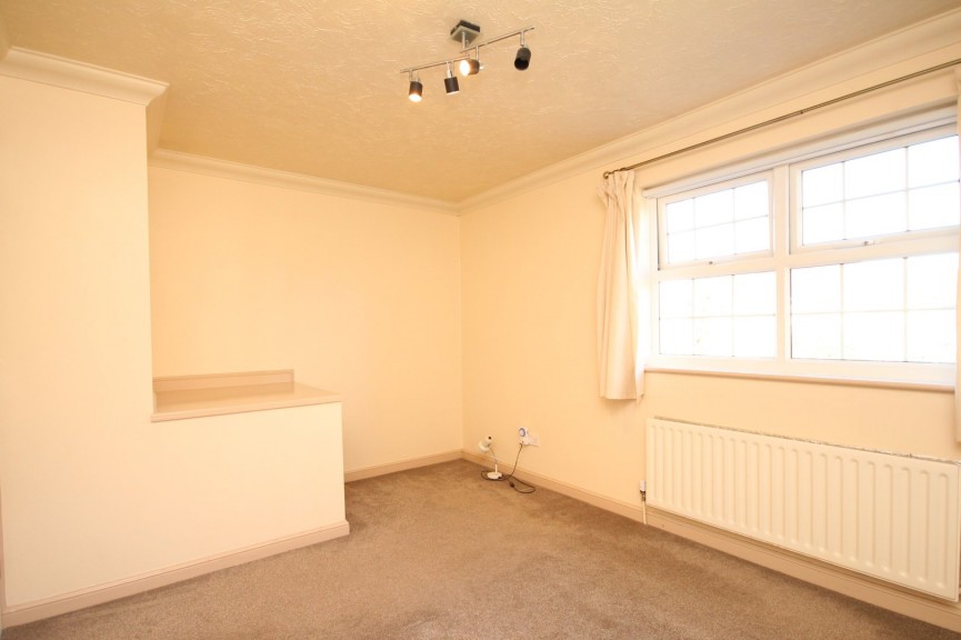 2 bedroom House for Letting Kristiansand Way, Letchworth Garden City, Hertfordshire