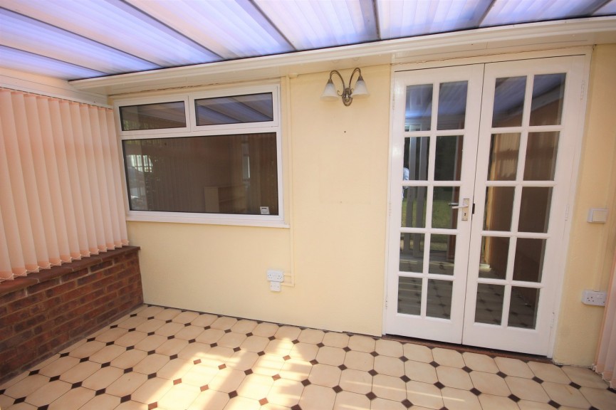 2 bedroom Bungalow for Sale Ampthill, Bedfordshire