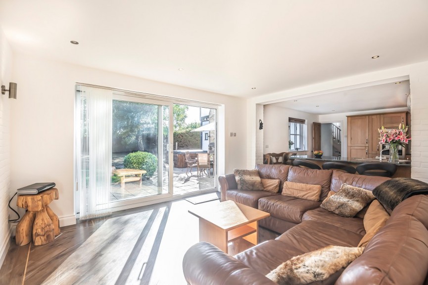 4 bedroom House for Sale Billington Road, Leighton Buzzard, Bedfordshire