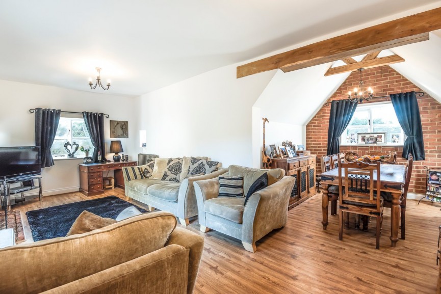 4 bedroom House for Sale Billington Road, Leighton Buzzard, Bedfordshire