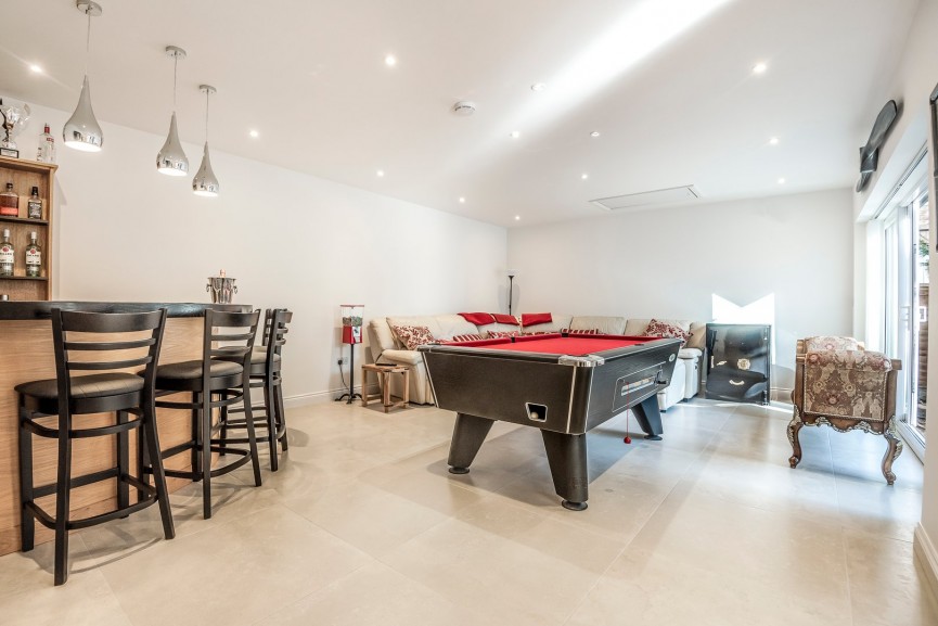 4 bedroom House for Sale Billington Road, Leighton Buzzard, Bedfordshire