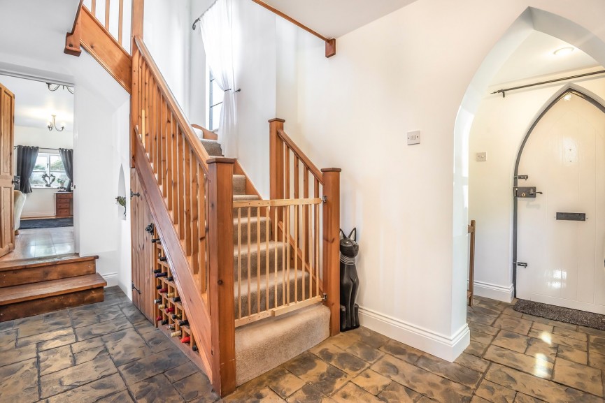 4 bedroom House for Sale Billington Road, Leighton Buzzard, Bedfordshire