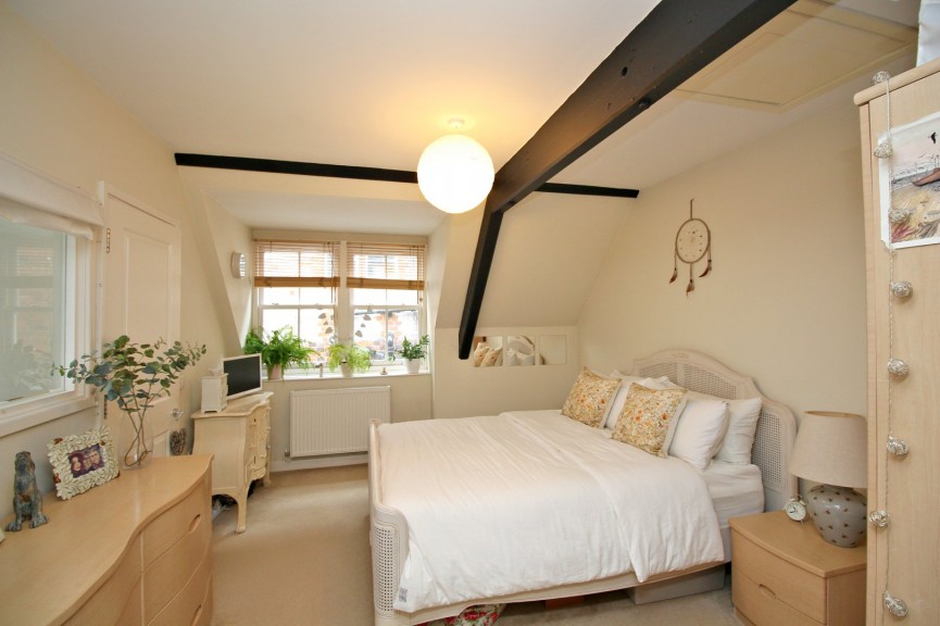 1 bedroom Flat for Letting Radcliffe Road, Hitchin, Hertfordshire