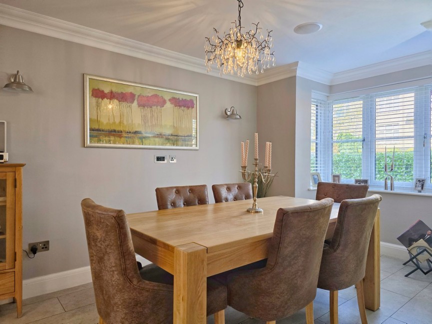 5 bedroom House for Sale Clophill, Bedfordshire