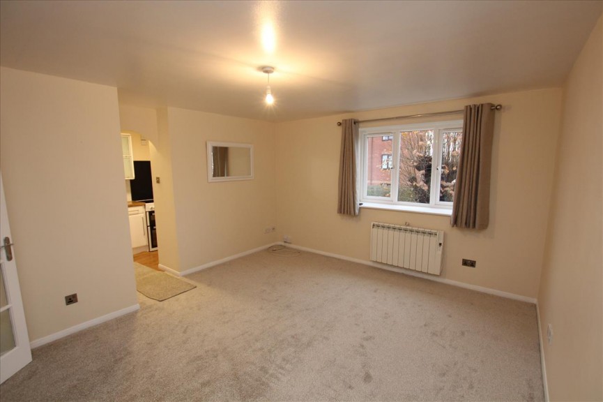 2 bedroom Flat for Letting Haysman Close, Letchworth Garden City, Hertfordshire