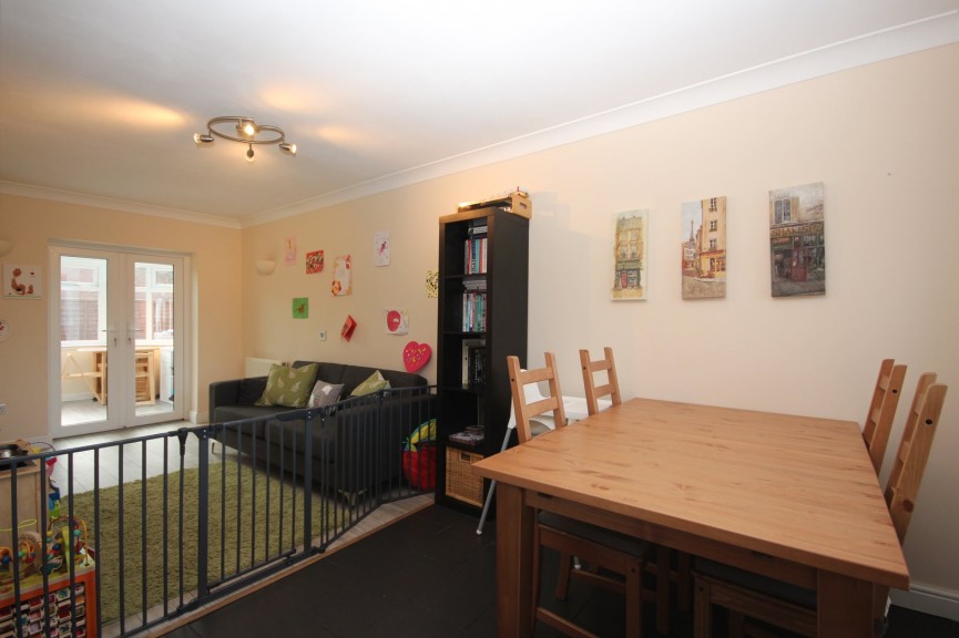 3 bedroom Property for Letting High Street, Meppershall, Bedfordshire