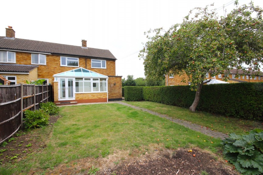 3 bedroom House for Letting Northfields, Letchworth Garden City, Hertfordshire