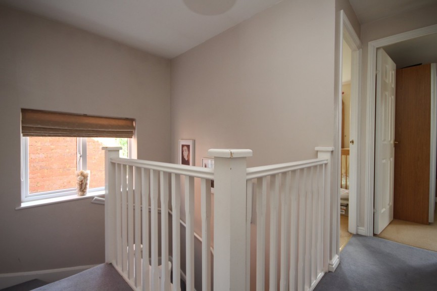 4 bedroom House for Letting Priory Gate, Shefford, Bedfordshire