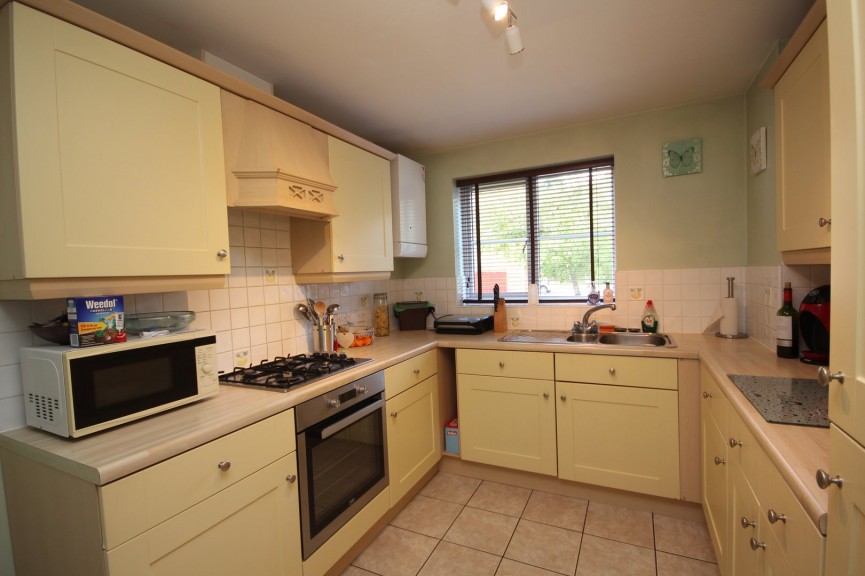 4 bedroom House for Letting Priory Gate, Shefford, Bedfordshire