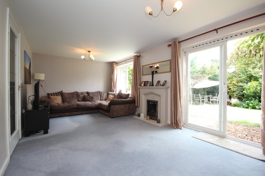 4 bedroom House for Letting Priory Gate, Shefford, Bedfordshire