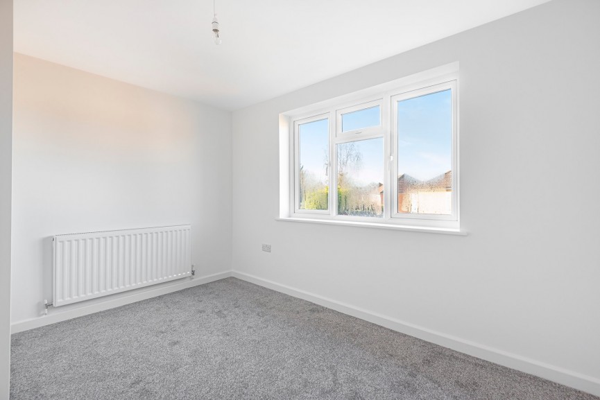 2 bedroom Flat for Sale Milestone Road, Hitchin, Hertfordshire