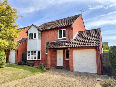 Wynn Close, Baldock, Hertfordshire