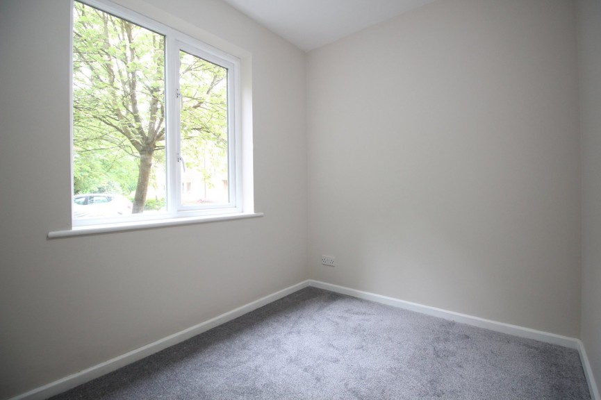2 bedroom Flat for Letting Redoubt Close, HITCHIN, Hertfordshire