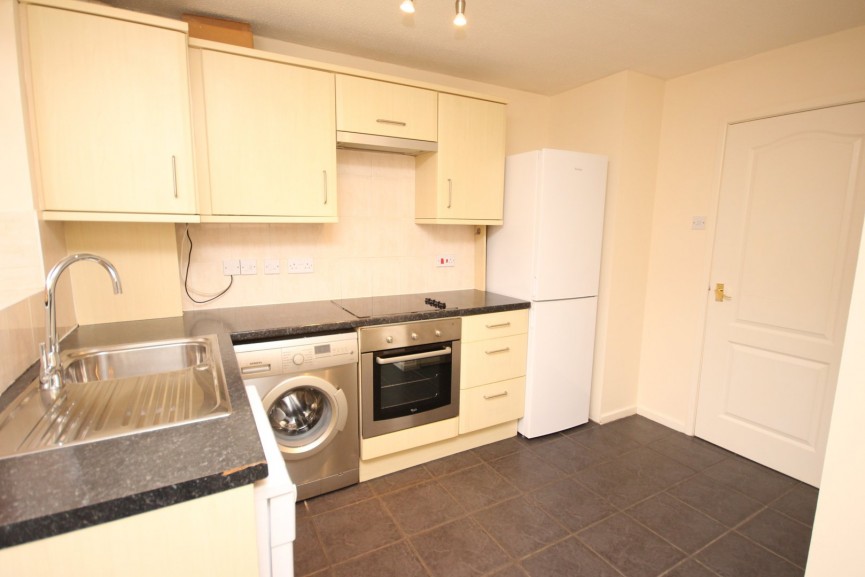 2 bedroom House for Letting Tabbs Close, Letchworth Garden City, Hertfordshire