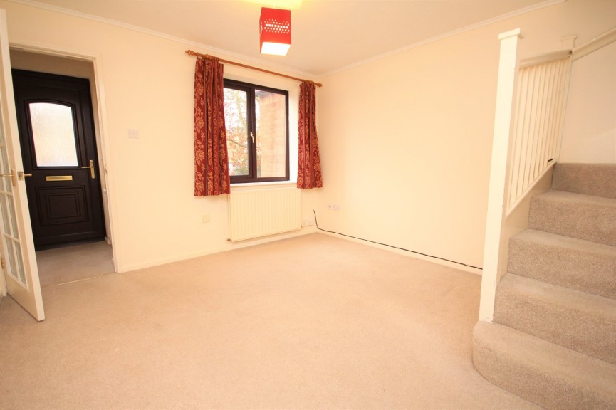 2 bedroom House for Letting Tabbs Close, Letchworth Garden City, Hertfordshire