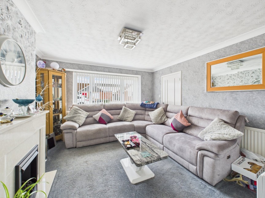 3 bedroom House for Sale Boddington Gardens, Biggleswade, Bedfordshire