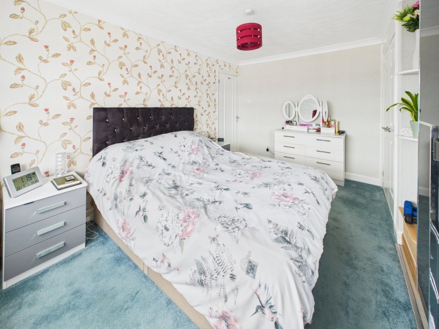 3 bedroom House for Sale Boddington Gardens, Biggleswade, Bedfordshire