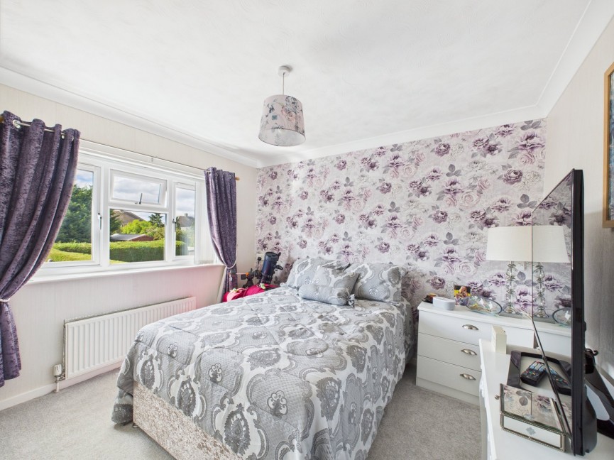 3 bedroom House for Sale Boddington Gardens, Biggleswade, Bedfordshire