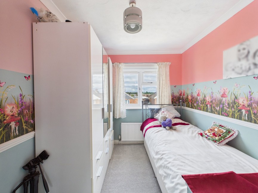 3 bedroom House for Sale Boddington Gardens, Biggleswade, Bedfordshire