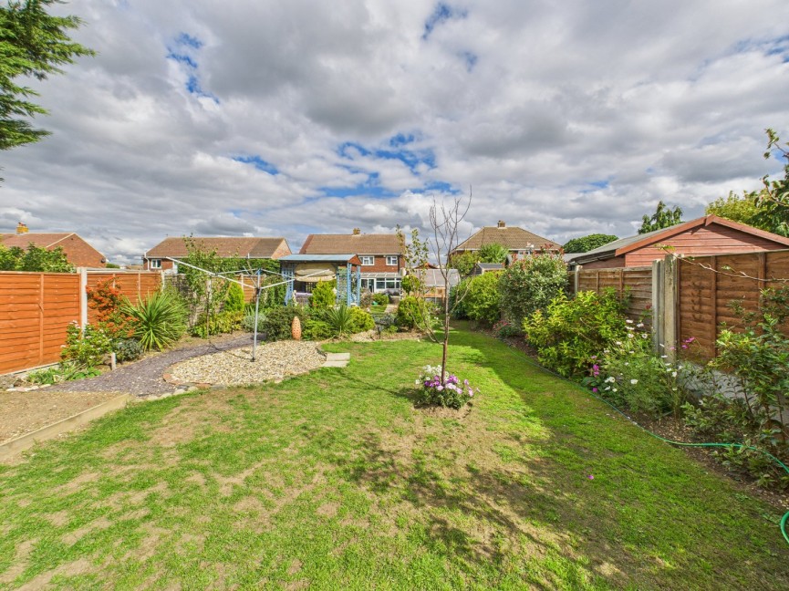 3 bedroom House for Sale Boddington Gardens, Biggleswade, Bedfordshire