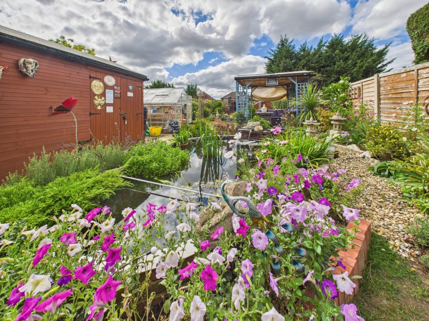 3 bedroom House for Sale Boddington Gardens, Biggleswade, Bedfordshire