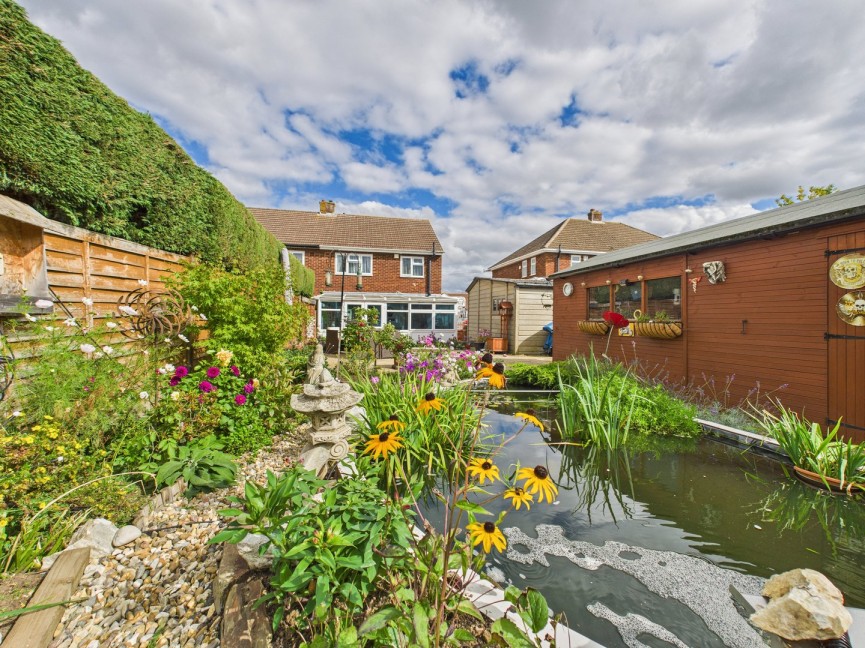 3 bedroom House for Sale Boddington Gardens, Biggleswade, Bedfordshire