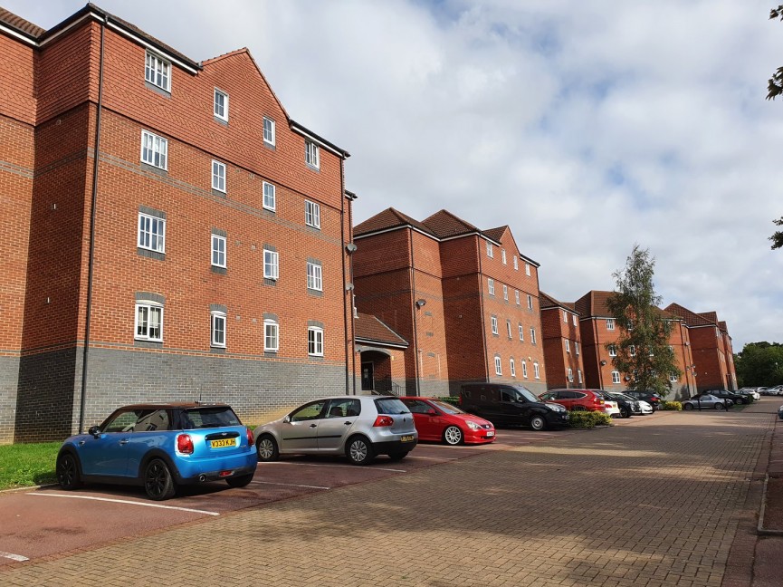 2 bedroom Flat for Letting Node Way Gardens, Welwyn, Hertfordshire