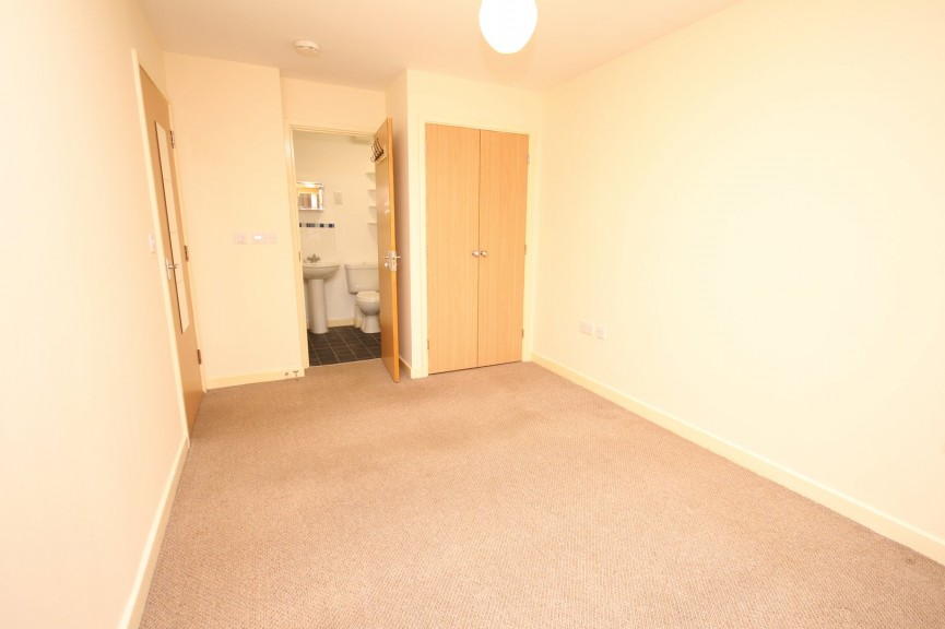 2 bedroom Flat for Letting Birds Hill, Letchworth Garden City, Hertfordshire