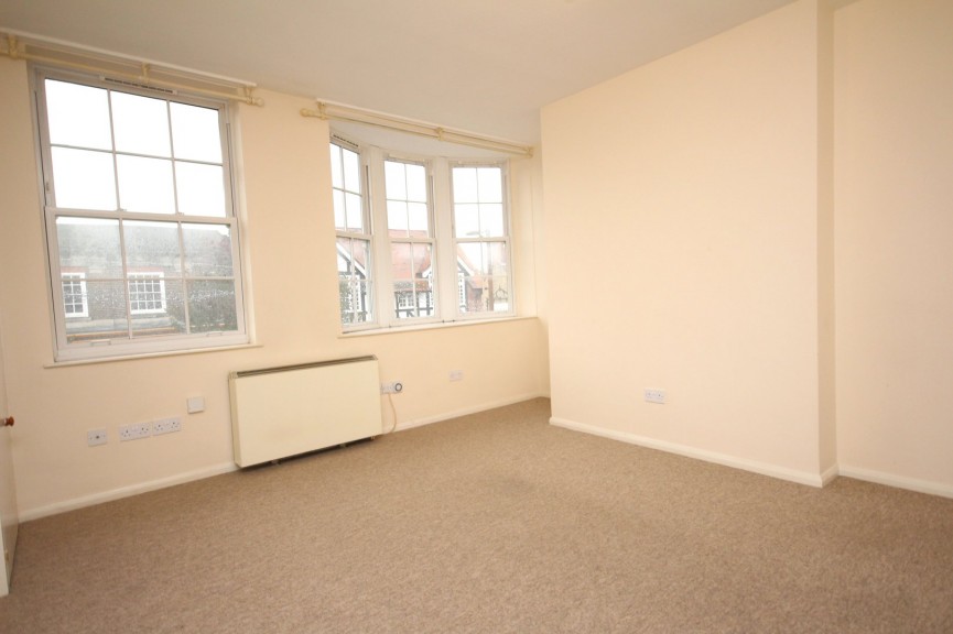 1 bedroom Flat for Letting Leys Avenue, Letchworth Garden City, Hertfordshire