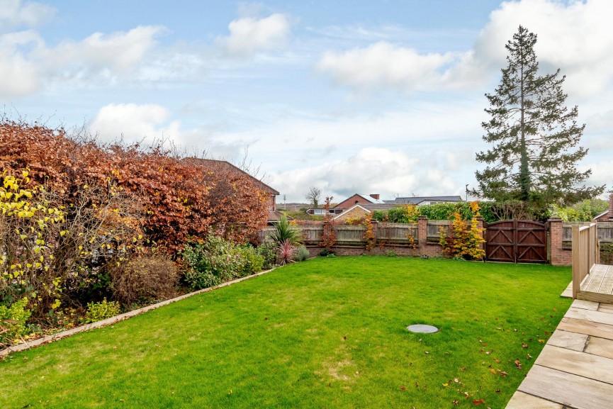3 bedroom House for Sale Deards Wood, Knebworth, Hertfordshire