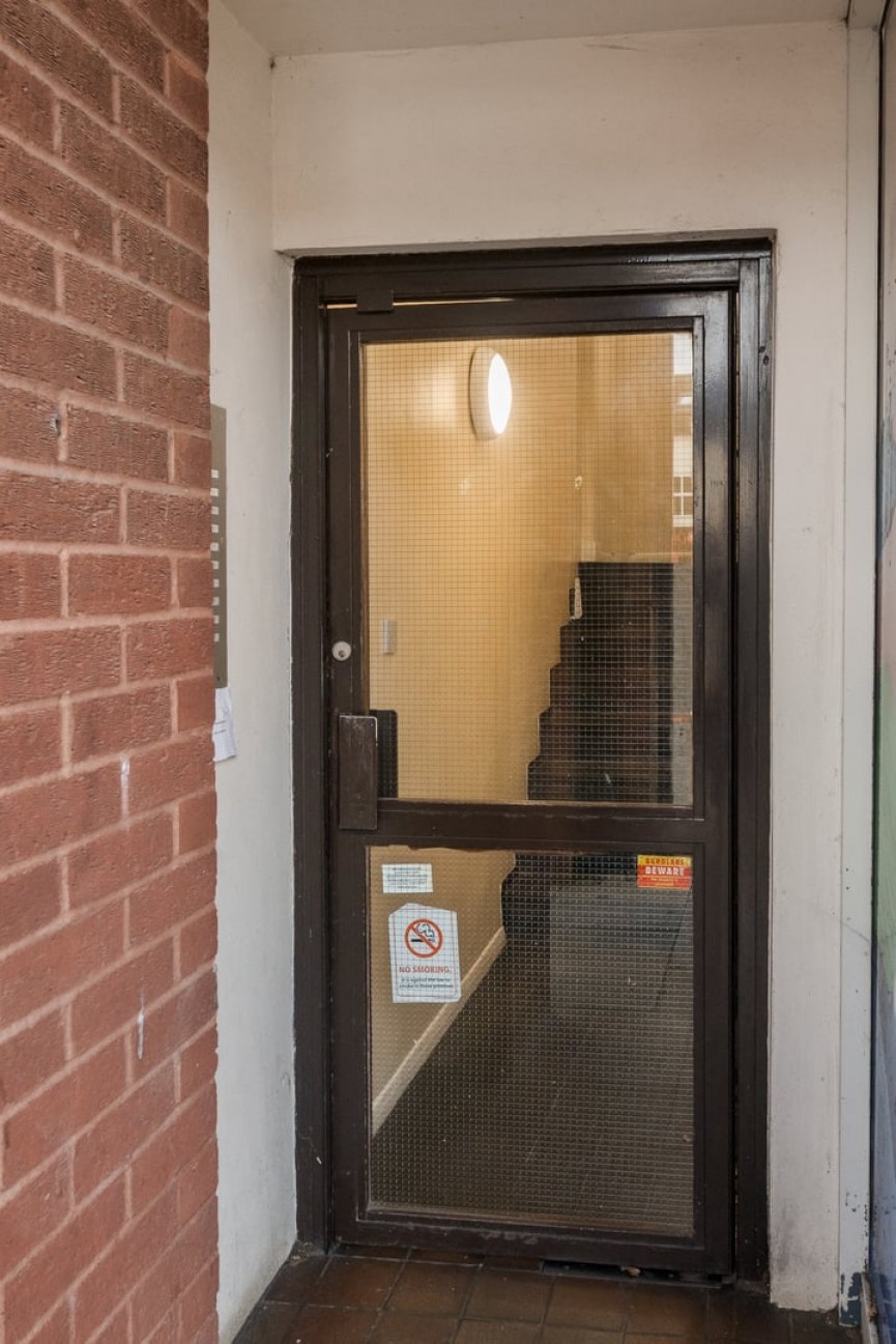 1 bedroom Flat for Sale High Street, Shefford, Bedfordshire