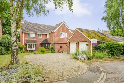 Rectory Close, Clifton, Bedfordshire