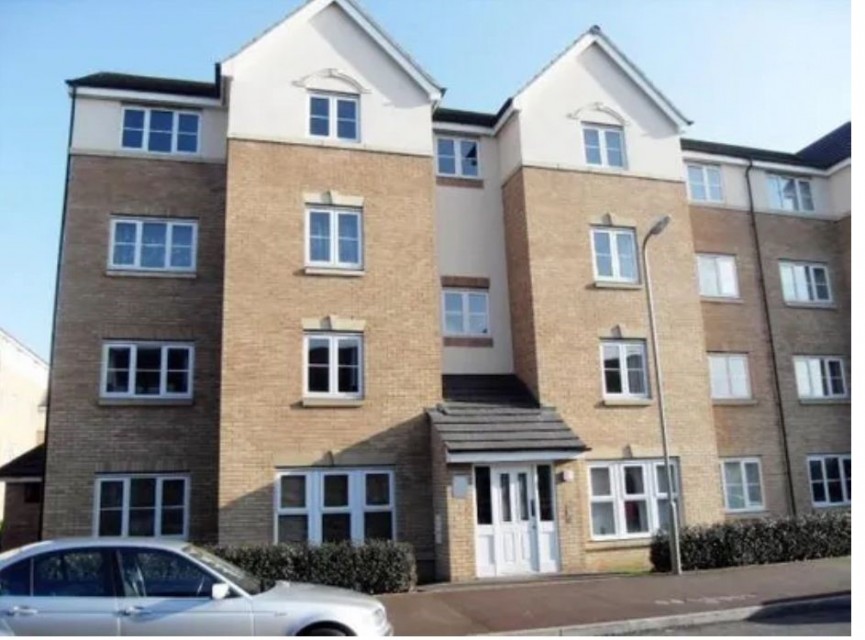 2 bedroom Flat for Letting Crowe Road, Bedford