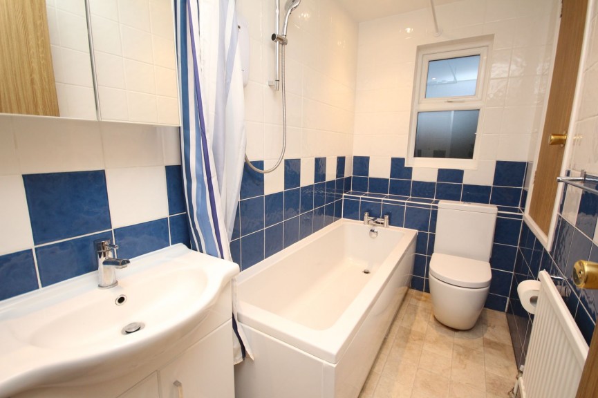 2 bedroom House for Letting Swift Close, Letchworth Garden City, Hertfordshire
