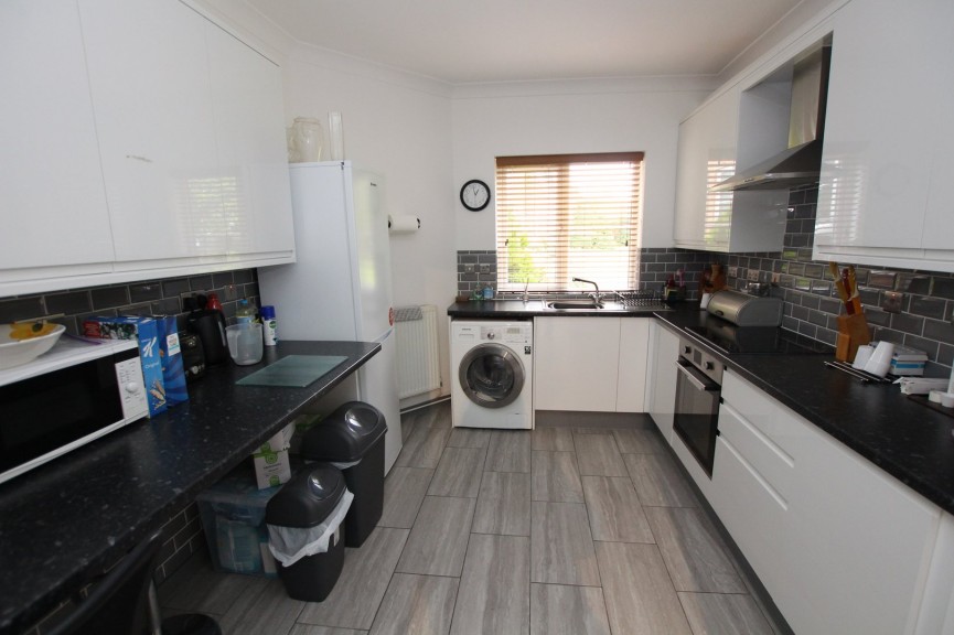 2 bedroom Flat for Sale Church Street, Baldock, Herts